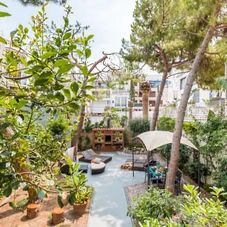 Appartement 3 Bedroom With Private Garden On Location Centre Sitges