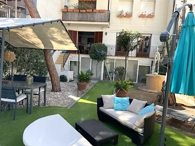 3 Bedroom With Private Garden On Location Centre Apartamento *