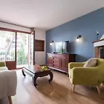 Apartmán 3 Bedroom With Private Garden On Location Centre