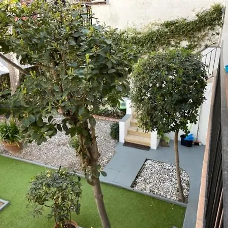 3 Bedroom With Private Garden On Location Centre Sitges